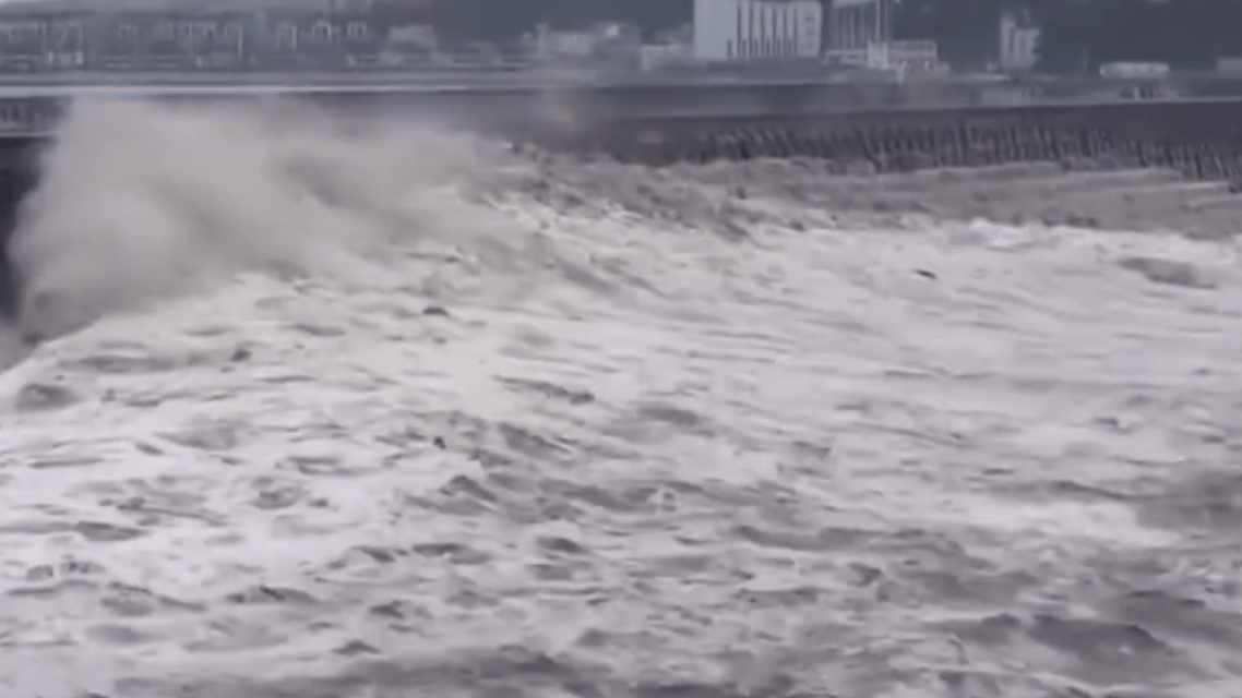 （有片）颱風「巴威」逼近浙南沿海　直擊當地最新風雨情況