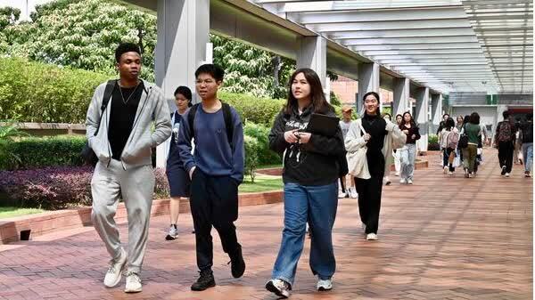 QS最佳留學城市港續排17　排名指標升至全球第六