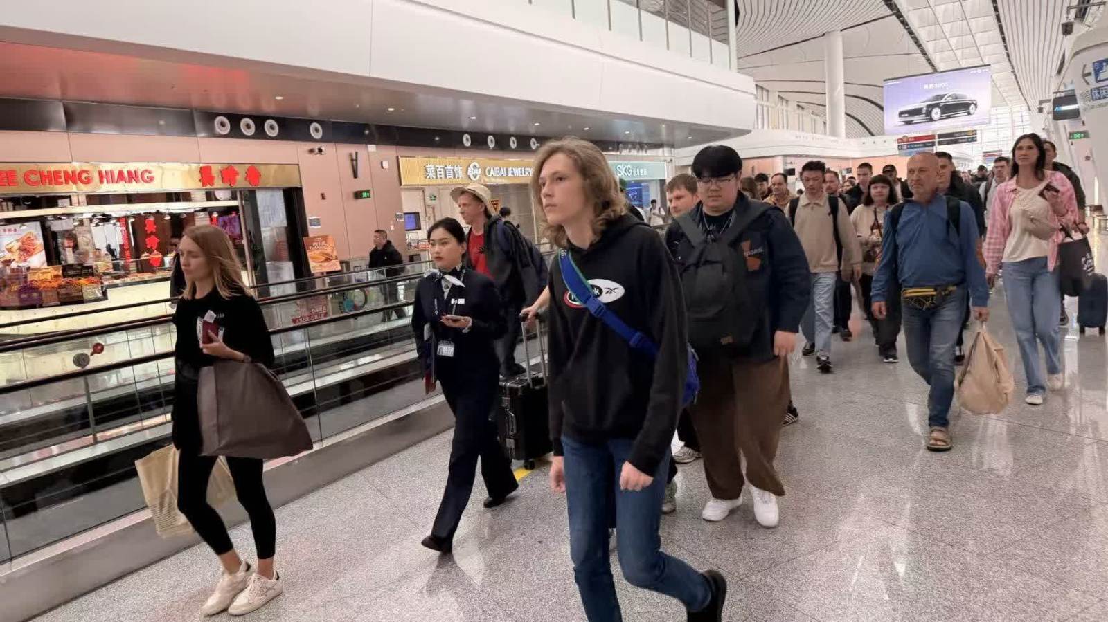 中國民航局：我國航空公司定期航線超1000條　國際航線上半年運輸旅客超4000萬人次