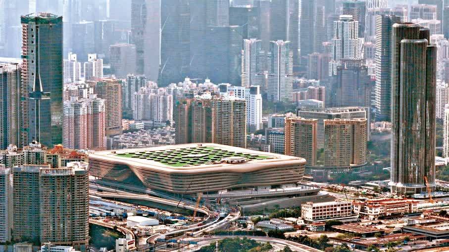 科技賦能「超級口岸」　旅客一次排隊客車一次停靠即完成深港出入境手續