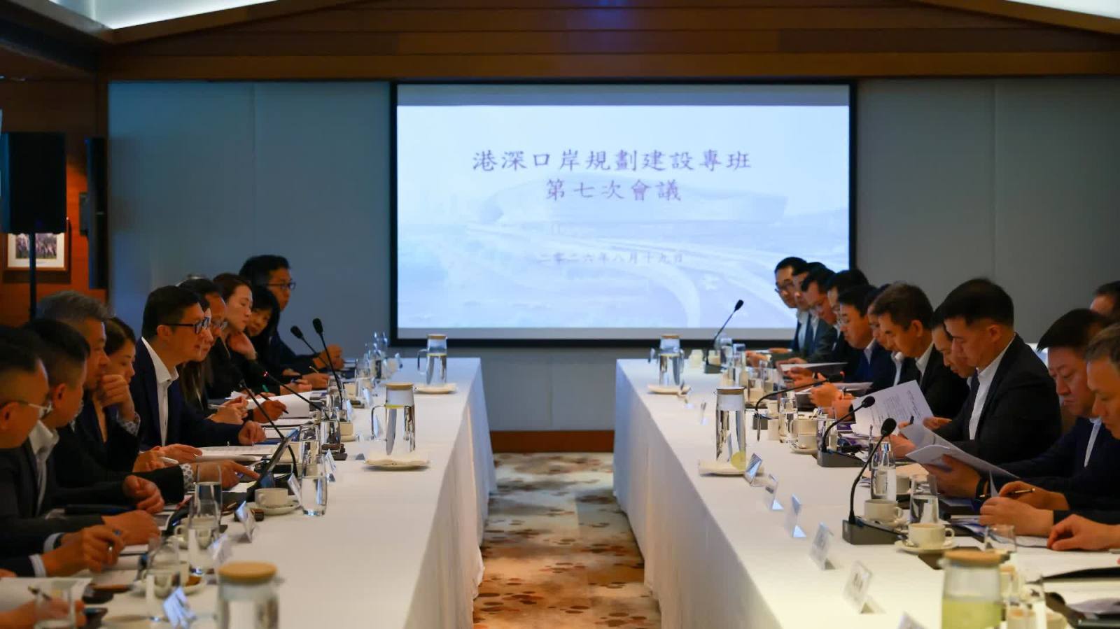 鄧炳強：皇崗口岸開通在即　港深雙方正全力推進各項籌備工作