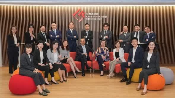 15名高級公務員將赴京全年學習