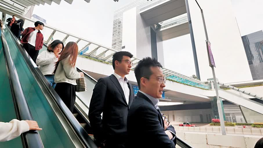 楊何蓓茵：公務員編制兩年料減約1萬職位　不涉裁員