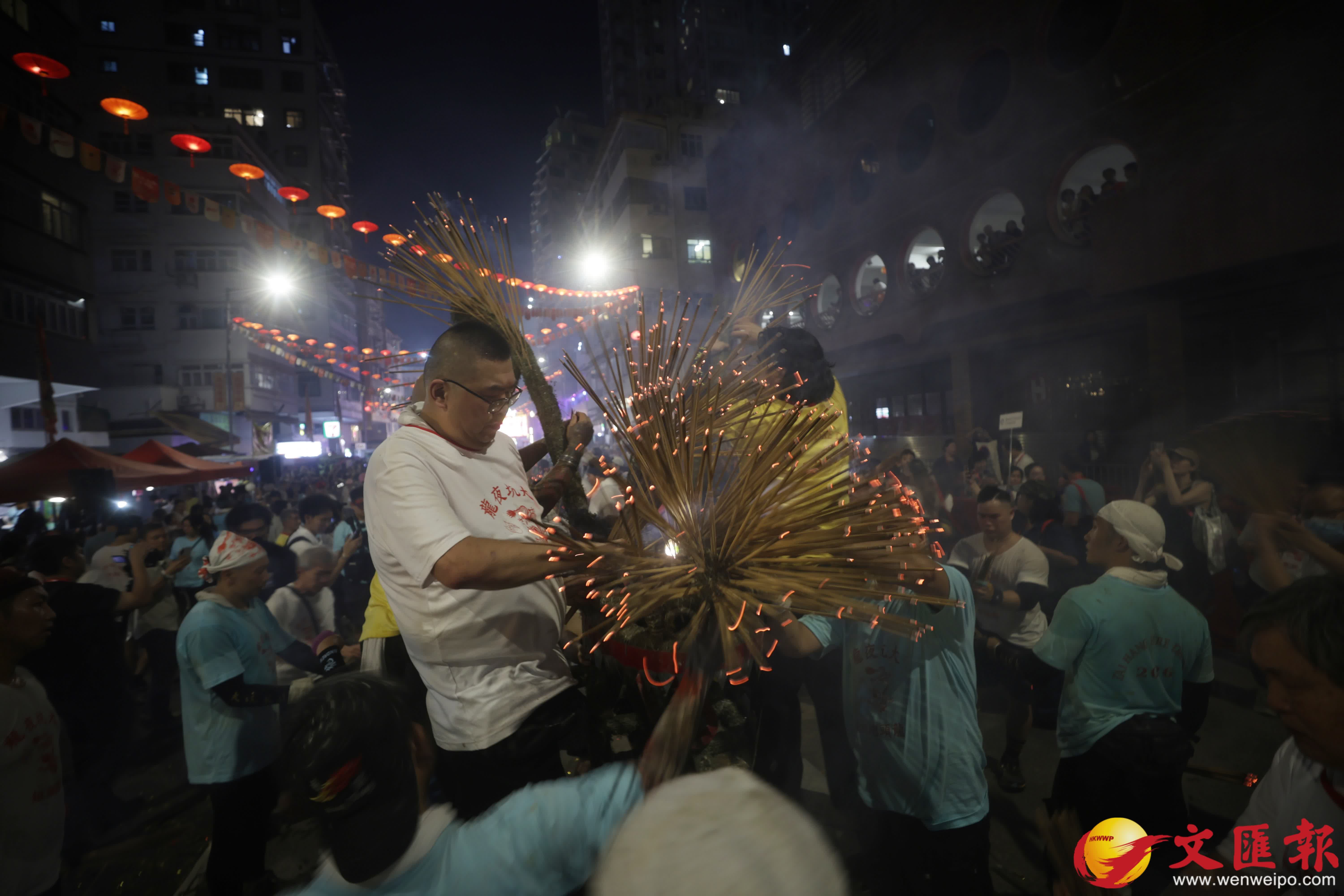 大坑舞火龍。（香港文匯報記者 郭木又 攝）
