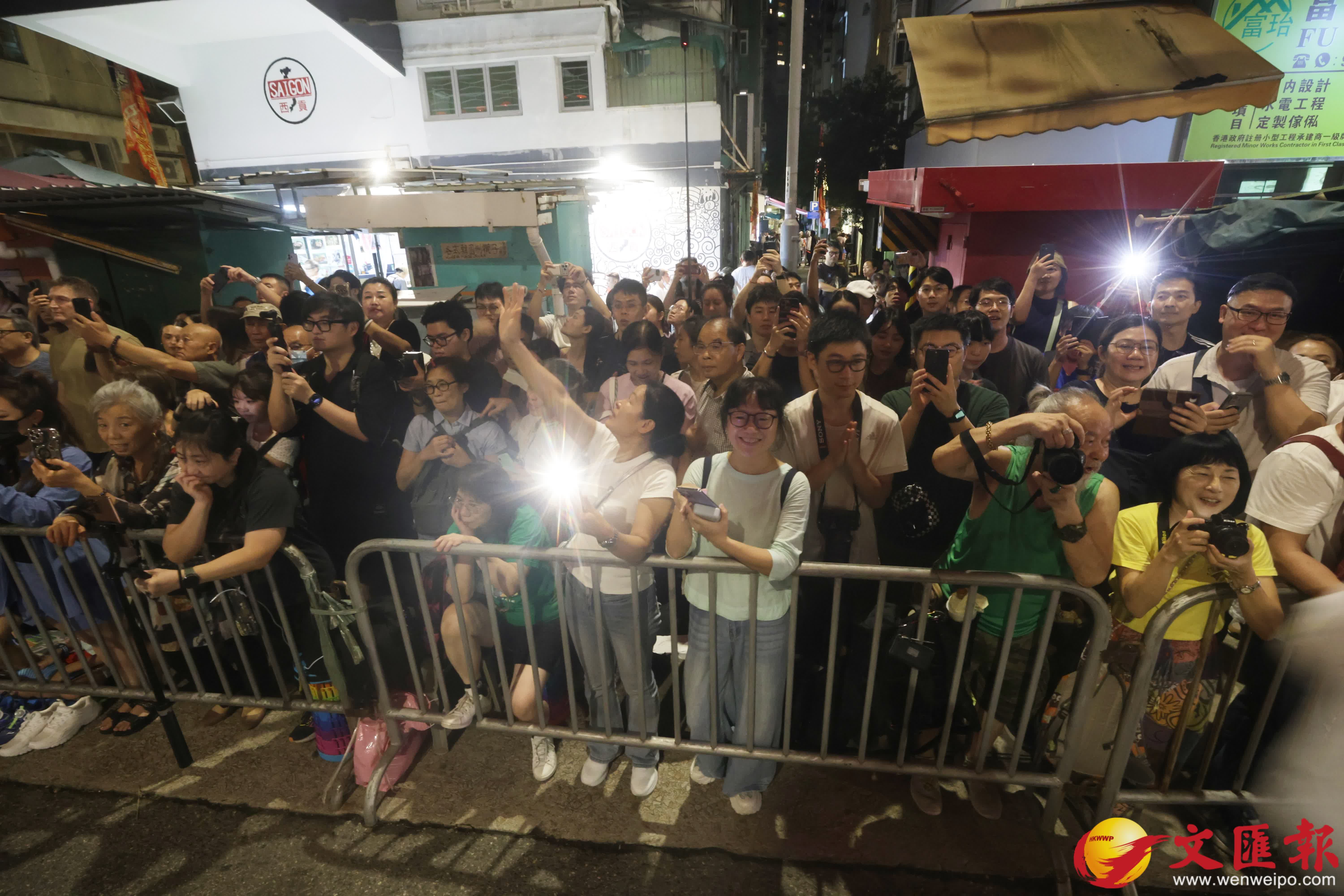 大坑舞火龍。（香港文匯報記者 郭木又 攝）
