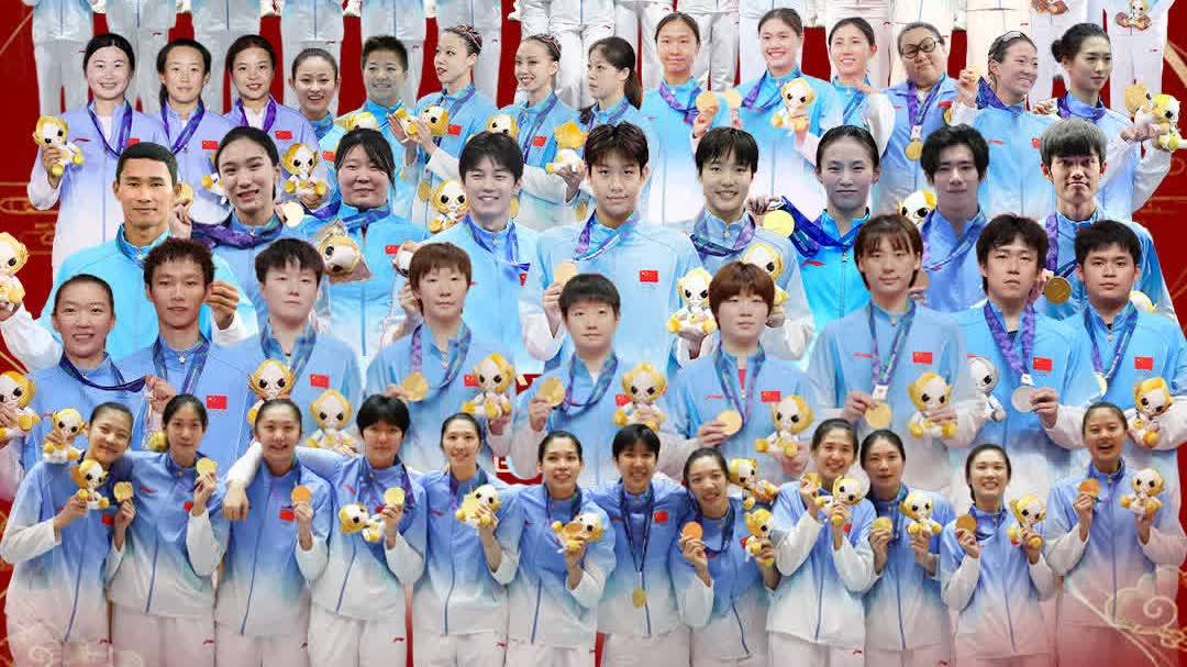 2026亞運會｜王楚欽三銀登中國代表團收官海報，網友吵翻了！