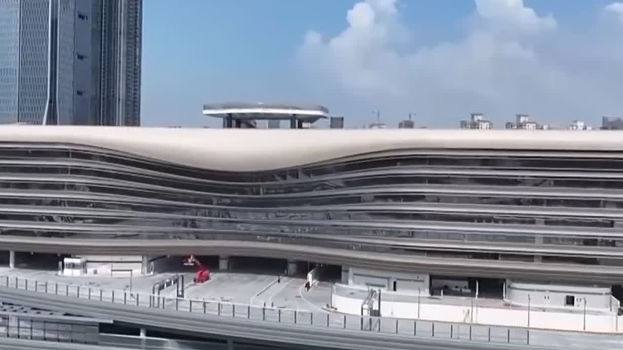 深港皇岗口岸今晨开通,一次放行通关压至5分钟