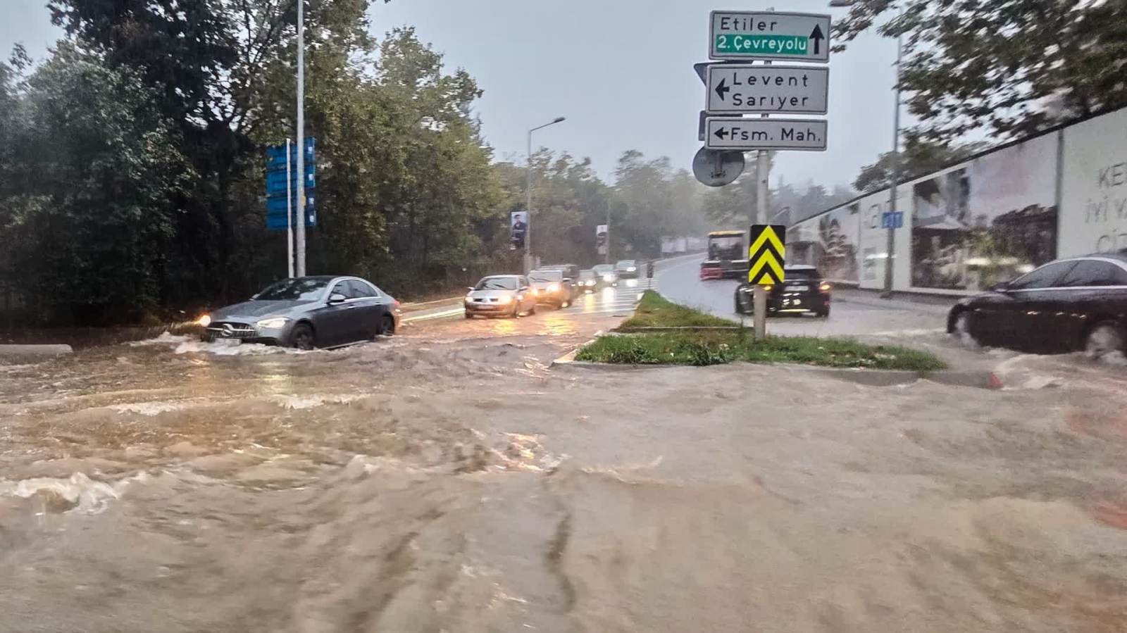 伊斯坦布爾遭遇41年來最強降雨　已造成2人死亡